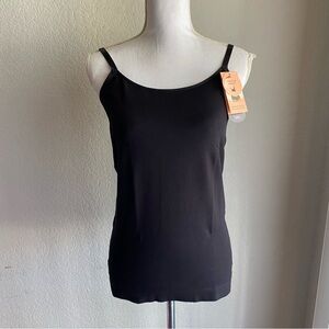 Shapermint Essentials Black Scoop Neck Cami